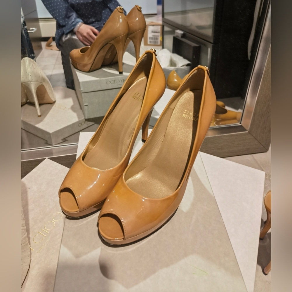 Stuart Weiztman nude pump. heels.  peep toe pump.